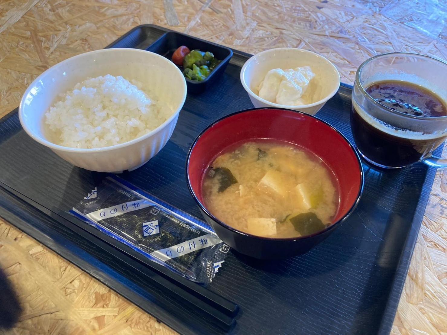 Guesthouse Lululu 無料朝食&夕食ｶﾚｰ 街まで電車8分 ﾛｰｿﾝ隣 Kōchi Kültér fotó